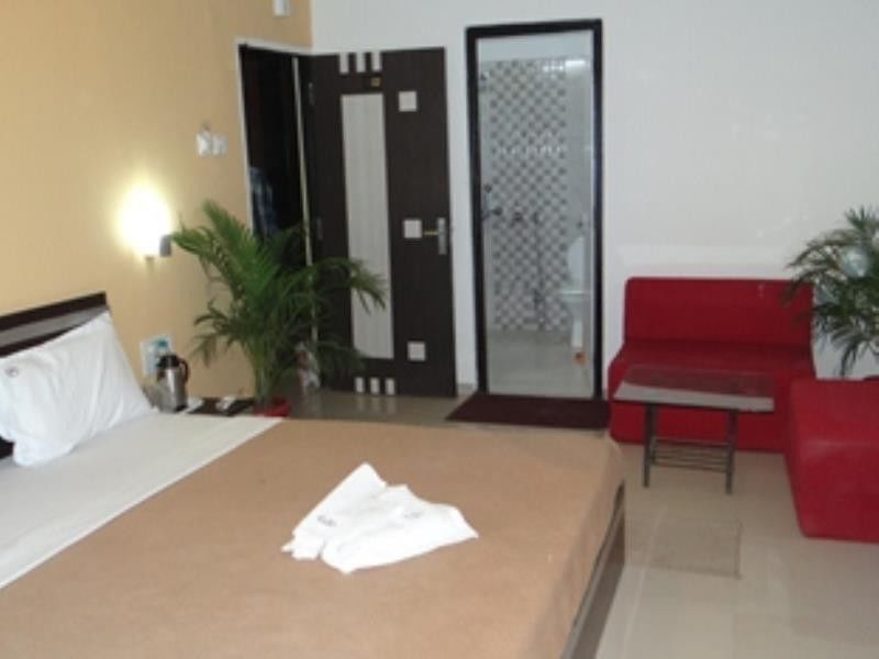 Linear Inn Indore Dış mekan fotoğraf
